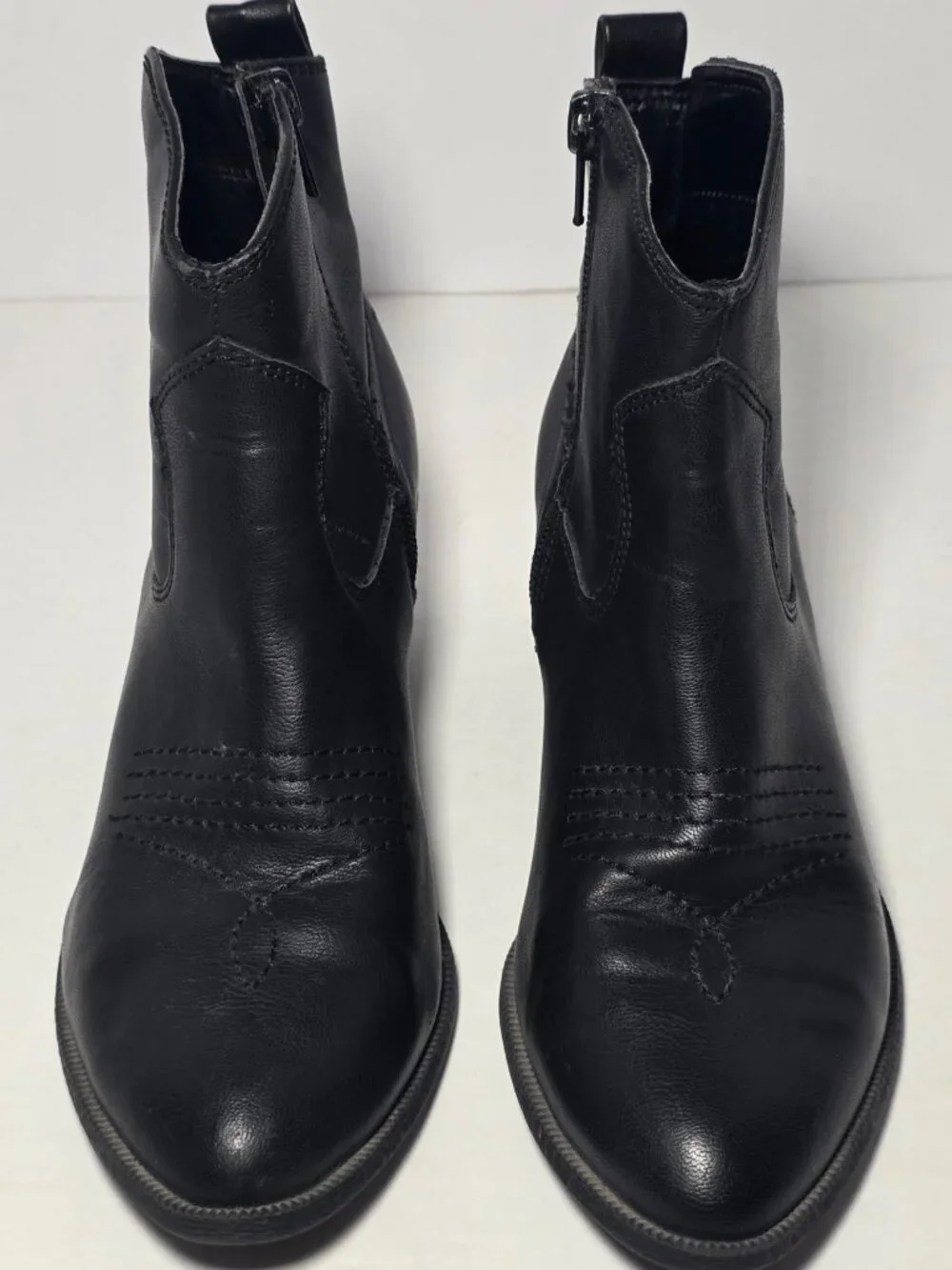 Style & Co Womens Black Zippered Ankle Boots Size 5.5M